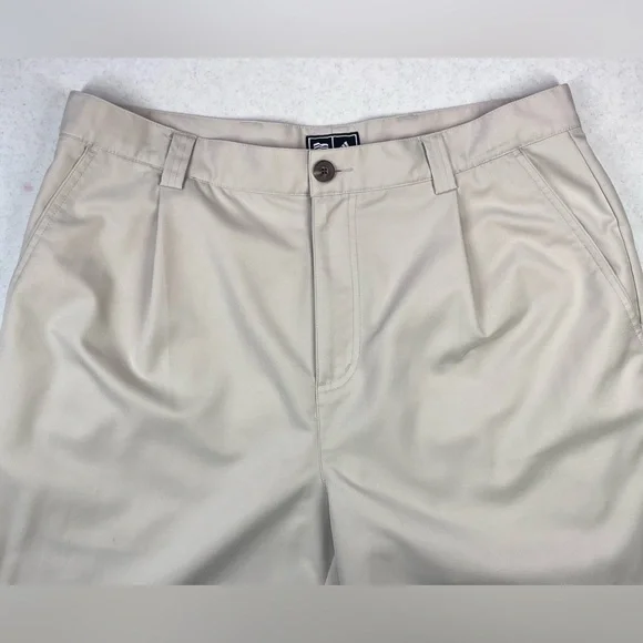 Adidas Men’s 9” Cream Performance Shorts. Pleated Front. Tag Size 34 - Picture 4 of 11